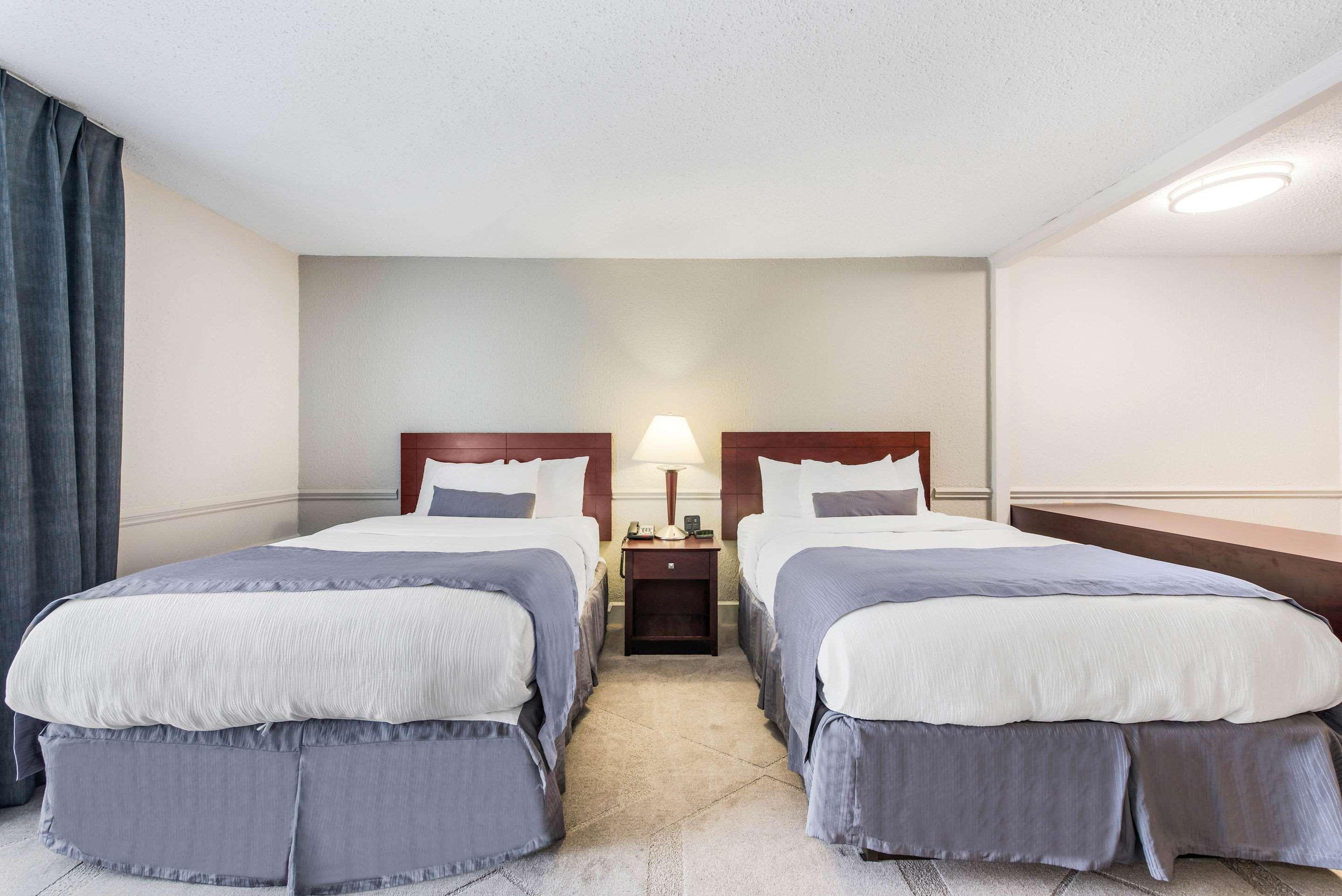 The Blu Hotel Blue Ash Cincinnati, Ascend Hotel Collection المظهر الخارجي الصورة