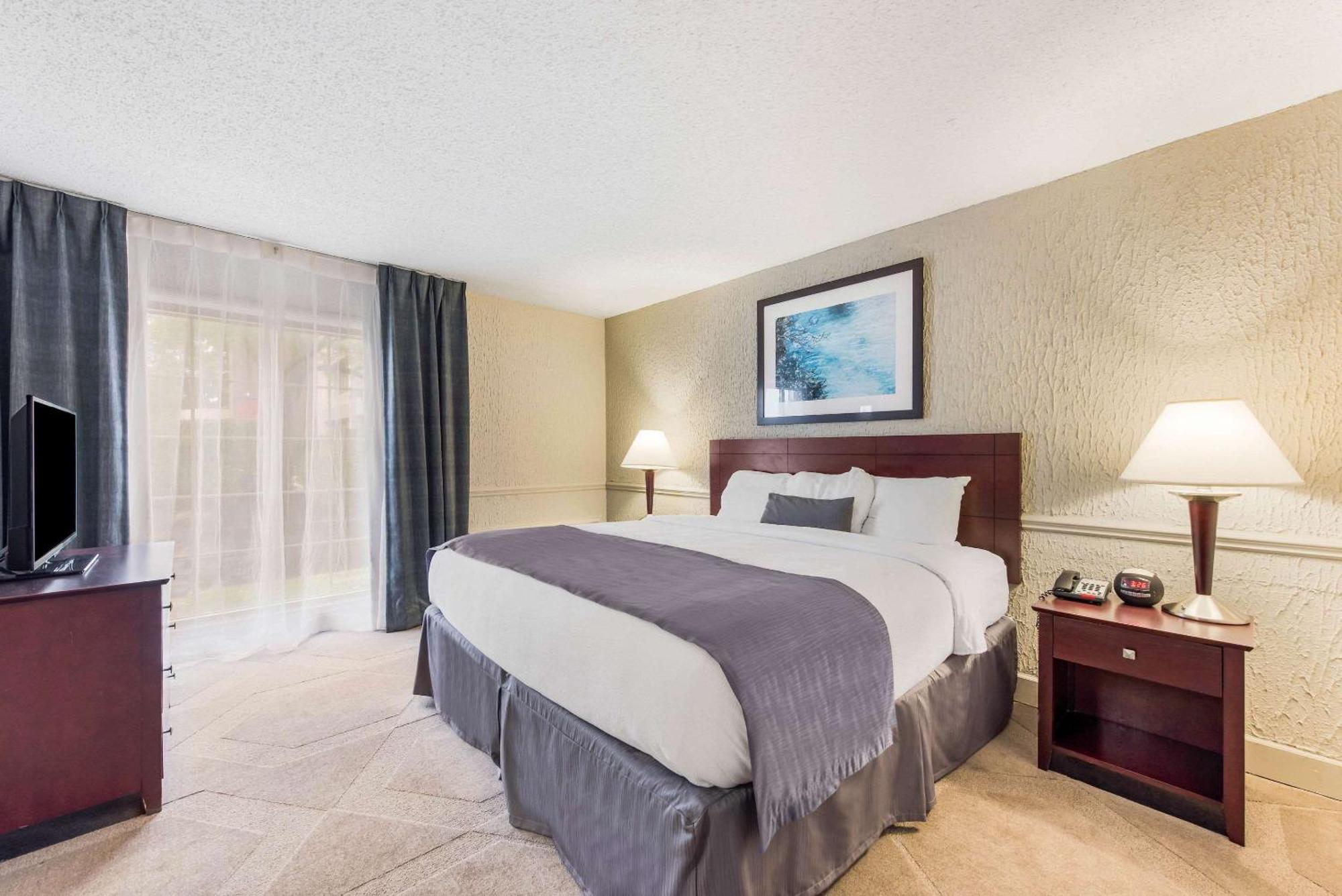 The Blu Hotel Blue Ash Cincinnati, Ascend Hotel Collection المظهر الخارجي الصورة