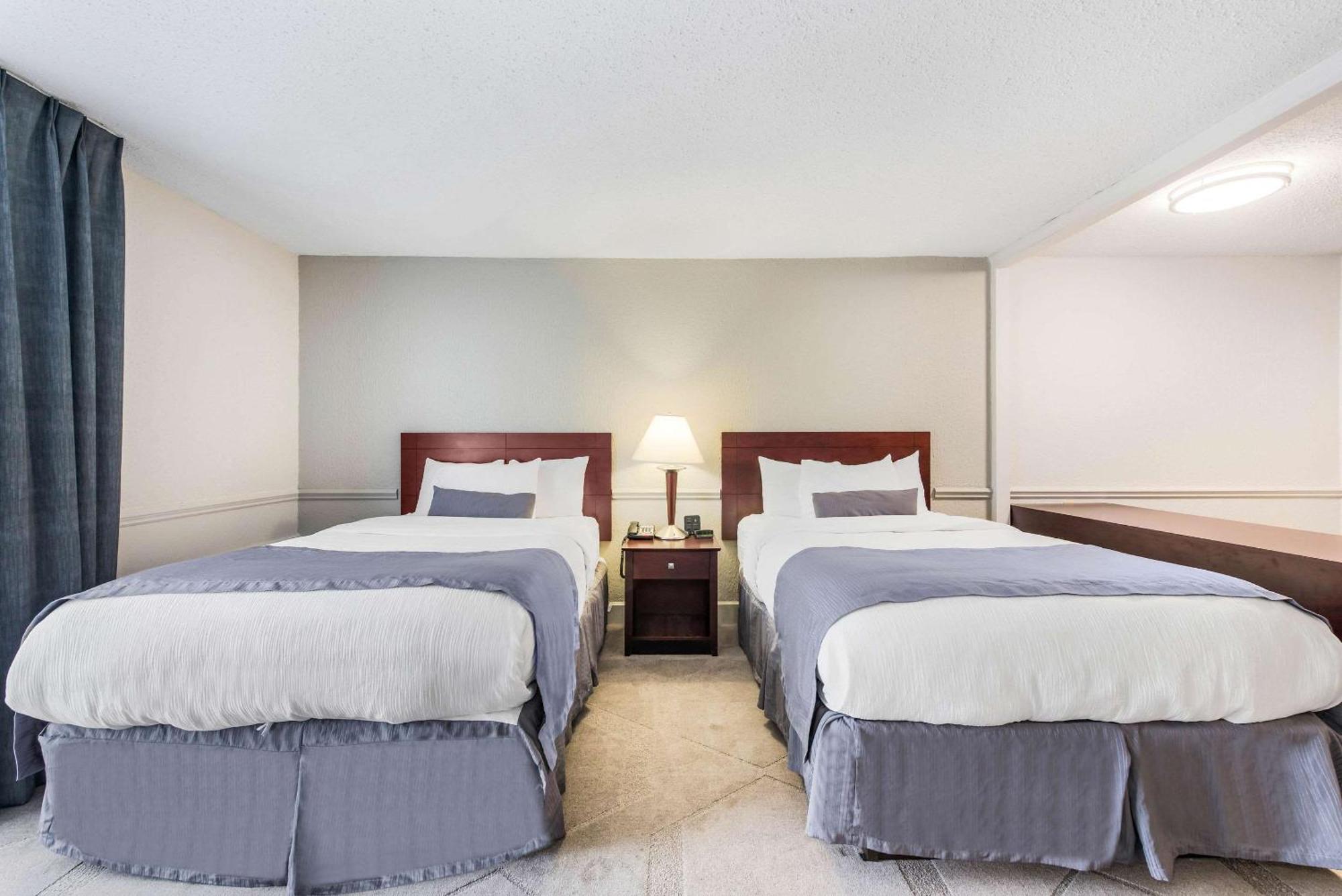 The Blu Hotel Blue Ash Cincinnati, Ascend Hotel Collection المظهر الخارجي الصورة