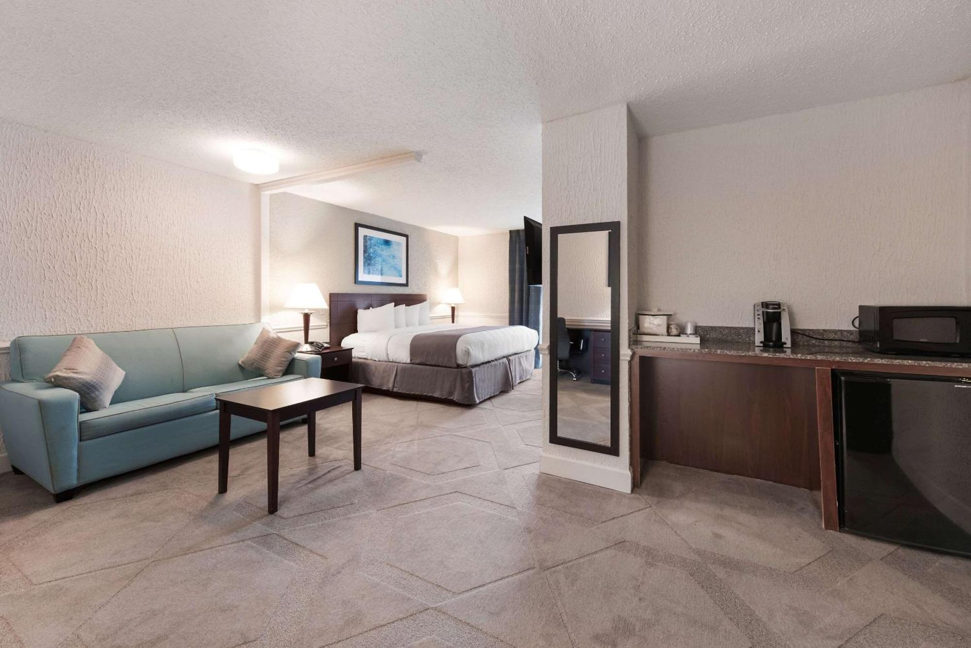 The Blu Hotel Blue Ash Cincinnati, Ascend Hotel Collection المظهر الخارجي الصورة