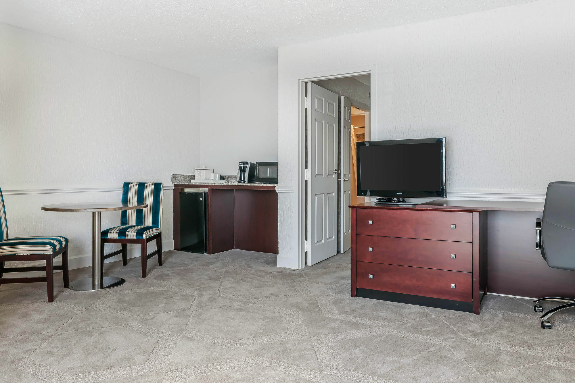 The Blu Hotel Blue Ash Cincinnati, Ascend Hotel Collection المظهر الخارجي الصورة